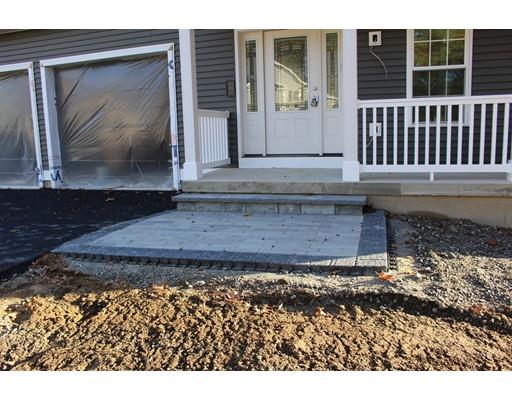 9 Fox Run, Easthampton, MA 01027 photo 4