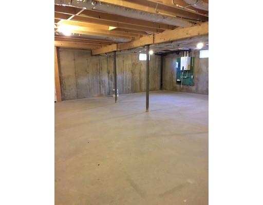 9 Fox Run, Easthampton, MA 01027 photo 17