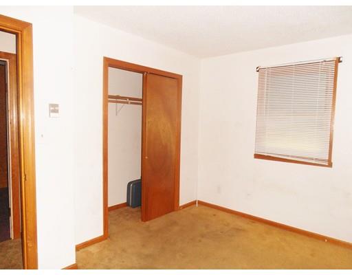 110 Lehigh St, Springfield, MA 01104 photo 17