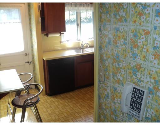83 Primrose St, Fall River, MA 02720 photo 17