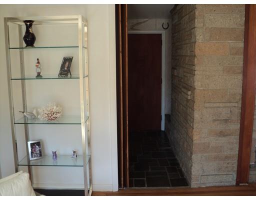83 Primrose St, Fall River, MA 02720 photo 5