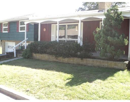 83 Primrose St, Fall River, MA 02720 photo 3