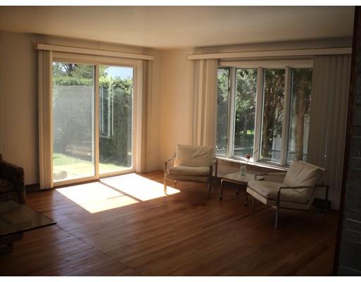 83 Primrose St, Fall River, MA 02720 photo 6