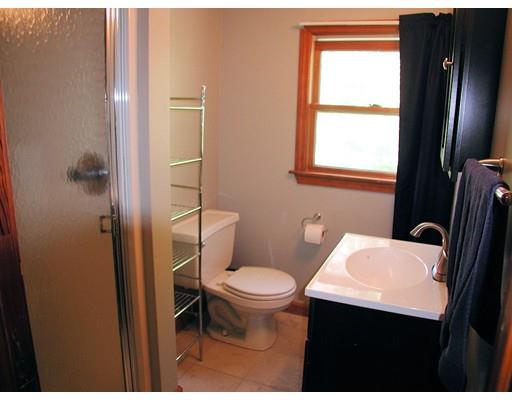 14 Midway St, Springfield, MA 01151 photo 13