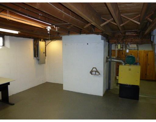 8 Emerson St, Springfield, MA 01118 photo 20