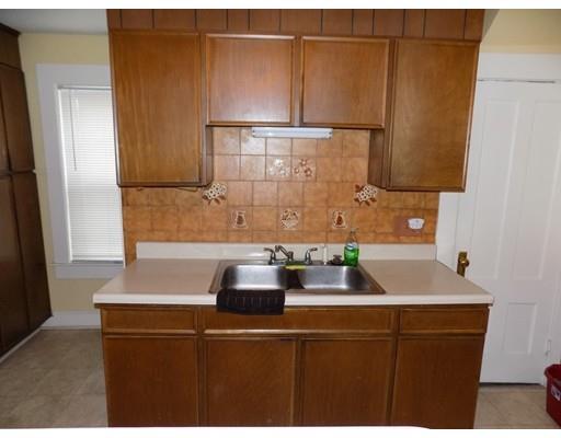 149 Grattan St, Chicopee, MA 01020 photo 8