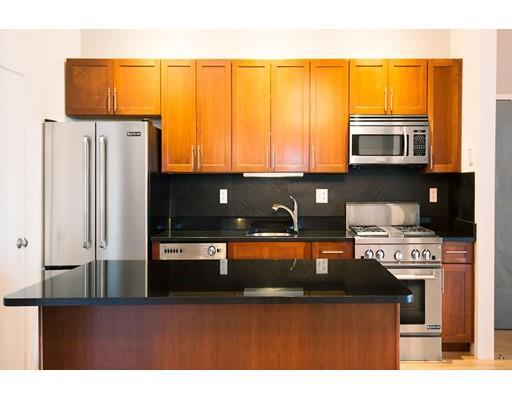 43 Charlton St #B501, Everett, MA 02149 photo 4