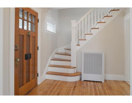 568 Eastern Ave, Lynn, MA 01902 photo 4