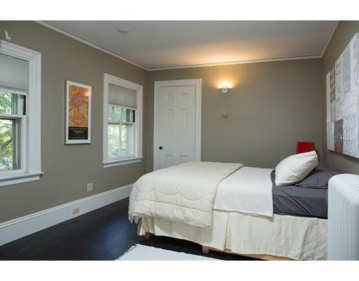 165 Rawson Rd, Brookline, MA 02445 photo 9