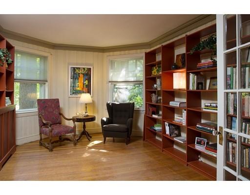 165 Rawson Rd, Brookline, MA 02445 photo 6