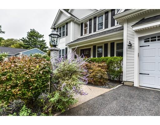 8 Keane Rd, Natick, MA 01760 photo 2