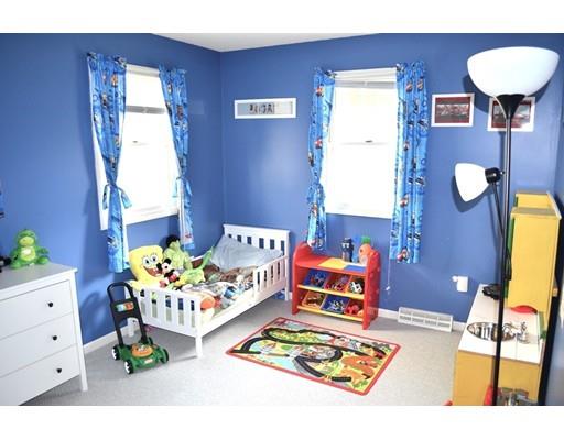 52 Jordan St, Springfield, MA 01129 photo 11
