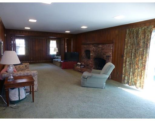 16 Dennison Rd, Worcester, MA 01609 photo 8