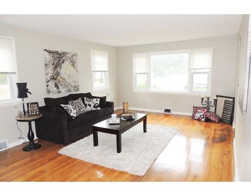 53 Timothy Cir, Springfield, MA 01119 photo 7