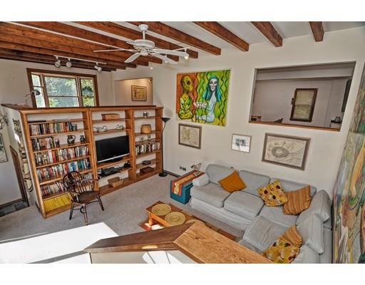 13 Youngs Rd, Gloucester, MA 01930 photo 3
