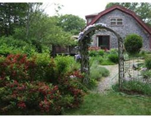 13 Youngs Rd, Gloucester, MA 01930 photo 2