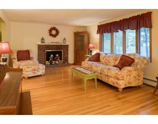 23 Delaware Ave, Danvers, MA 01923 photo 3