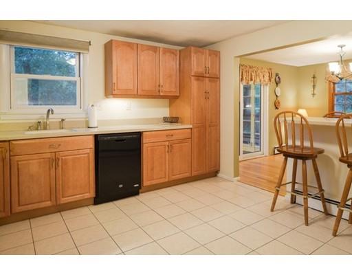 23 Delaware Ave, Danvers, MA 01923 photo 1