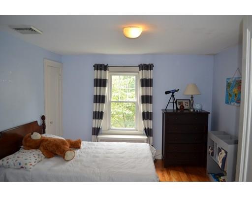 425 Trafton Rd, Springfield, MA 01108 photo 17