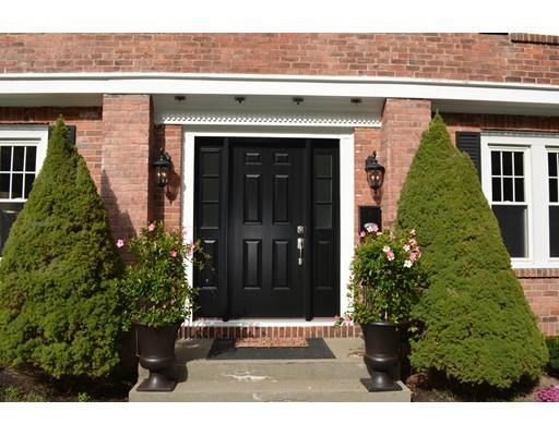 425 Trafton Rd, Springfield, MA 01108 photo 1