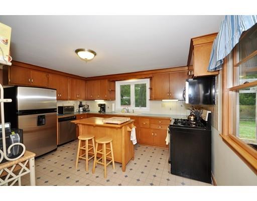 37 Brown St, Maynard, MA 01754 photo 9