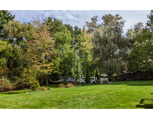 184 Marmon St, Springfield, MA 01129 photo 9