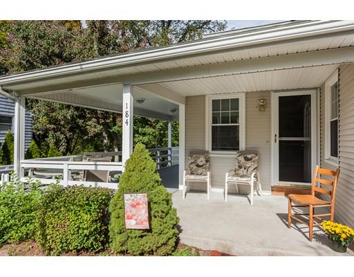 184 Marmon St, Springfield, MA 01129 photo 2