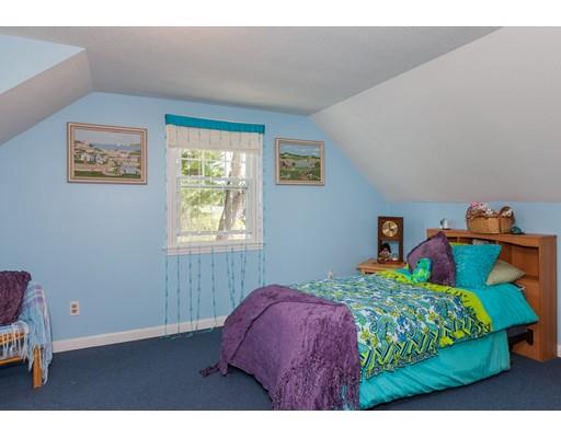 184 Marmon St, Springfield, MA 01129 photo 24