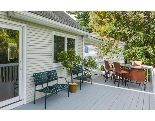 184 Marmon St, Springfield, MA 01129 photo 4