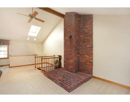 11 Crescent Dr, Georgetown, MA 01833 photo 8