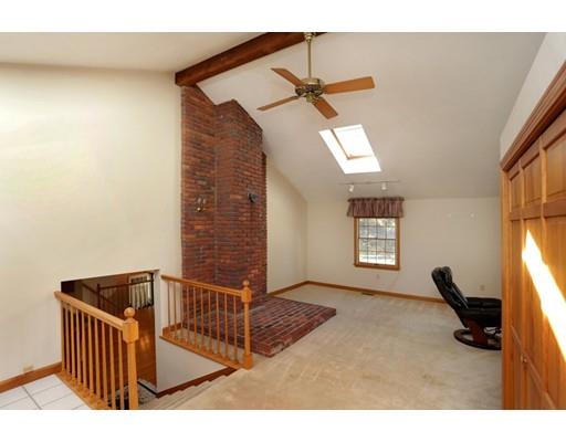 11 Crescent Dr, Georgetown, MA 01833 photo 9