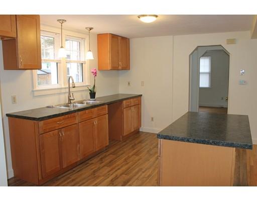 73 Pine Acre Rd, Springfield, MA 01129 photo 2