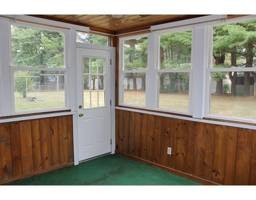 73 Pine Acre Rd, Springfield, MA 01129 photo 9