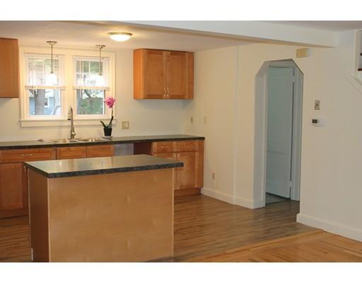 73 Pine Acre Rd, Springfield, MA 01129 photo 4