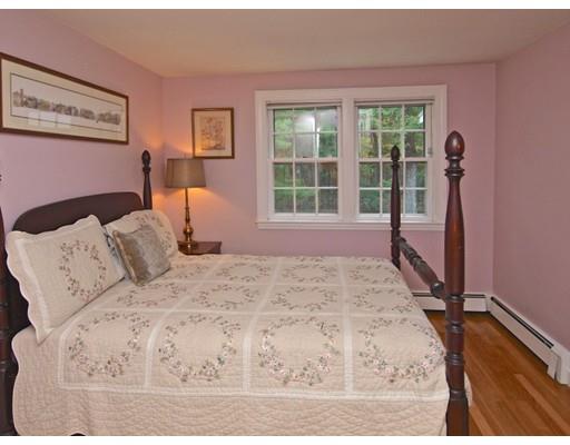 43 Richardson Dr, Needham, MA 02492 photo 10