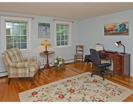 43 Richardson Dr, Needham, MA 02492 photo 11