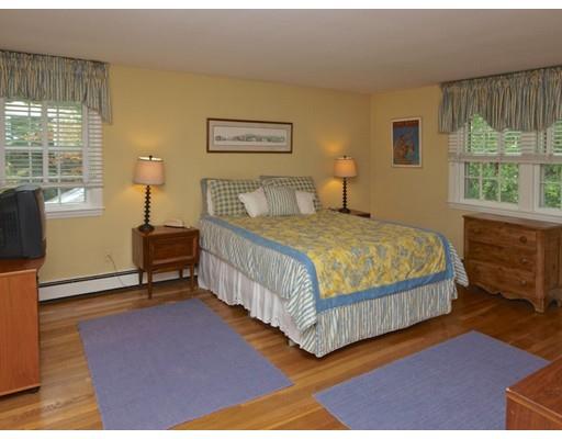 43 Richardson Dr, Needham, MA 02492 photo 9
