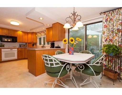 51 Eagle Dr, Sharon, MA 02067 photo 4