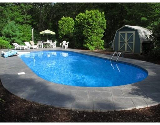 51 Eagle Dr, Sharon, MA 02067 photo 3