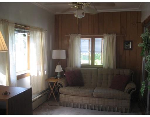 35 Trask St, Gloucester, MA 01930 photo 5