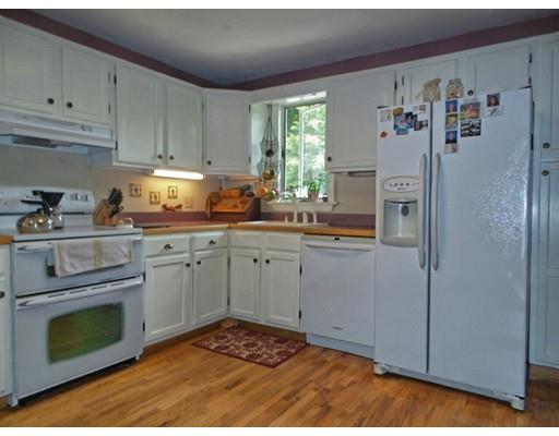 39 Middlesex Ave, Reading, MA 01867 photo 10