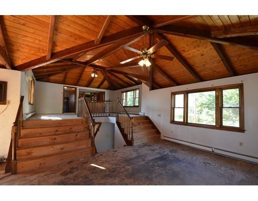 67 Oak St, Wakefield, MA 01880 photo 8