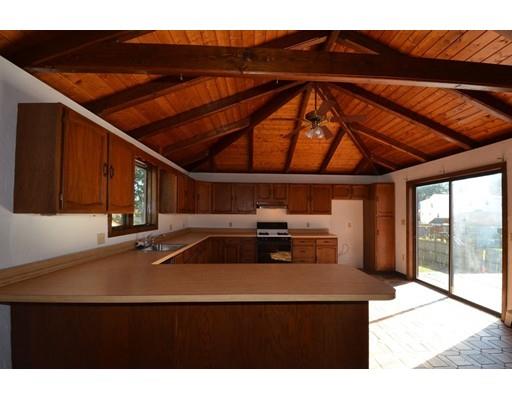 67 Oak St, Wakefield, MA 01880 photo 6