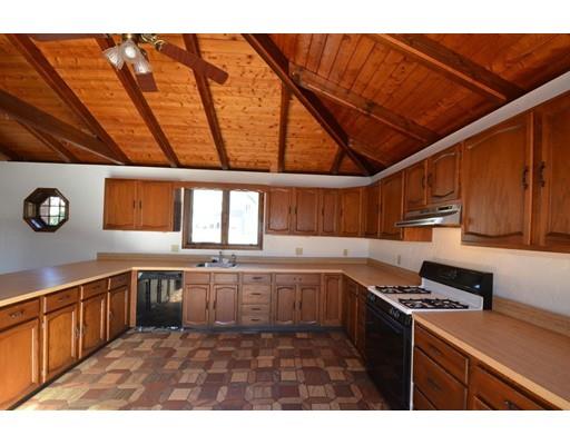 67 Oak St, Wakefield, MA 01880 photo 14