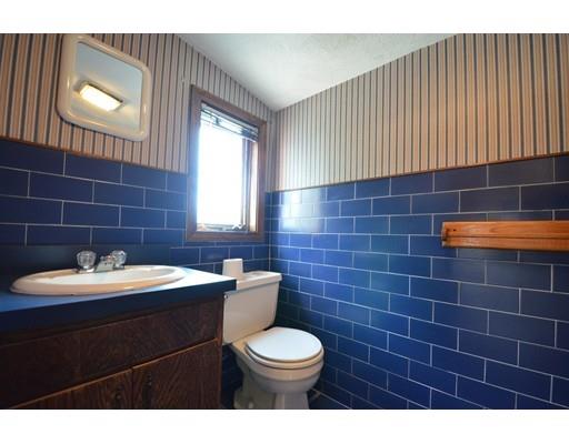 67 Oak St, Wakefield, MA 01880 photo 17