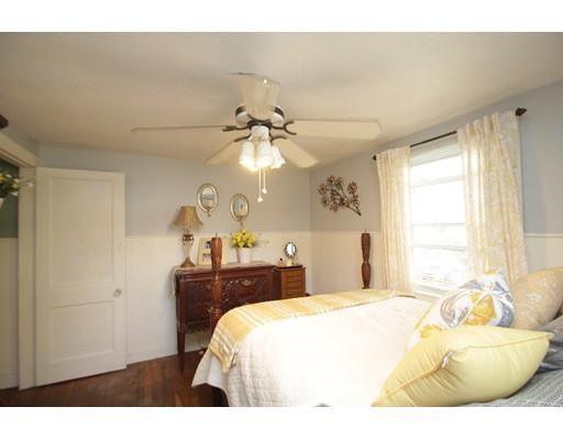 101 Leavitt St, Springfield, MA 01109 photo 11