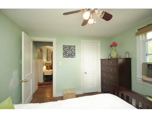 101 Leavitt St, Springfield, MA 01109 photo 14