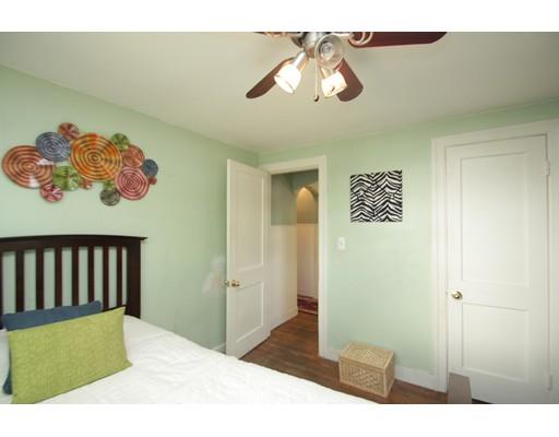 101 Leavitt St, Springfield, MA 01109 photo 12