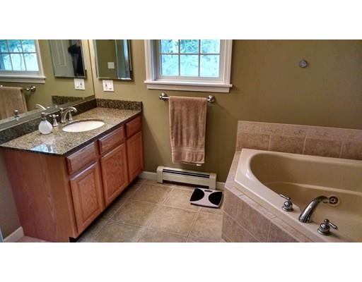 47 Tannery Rd, Sturbridge, MA 01518 photo 9