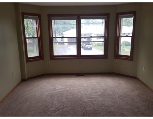 8 Samoset Rd, Worcester, MA 01604 photo 4